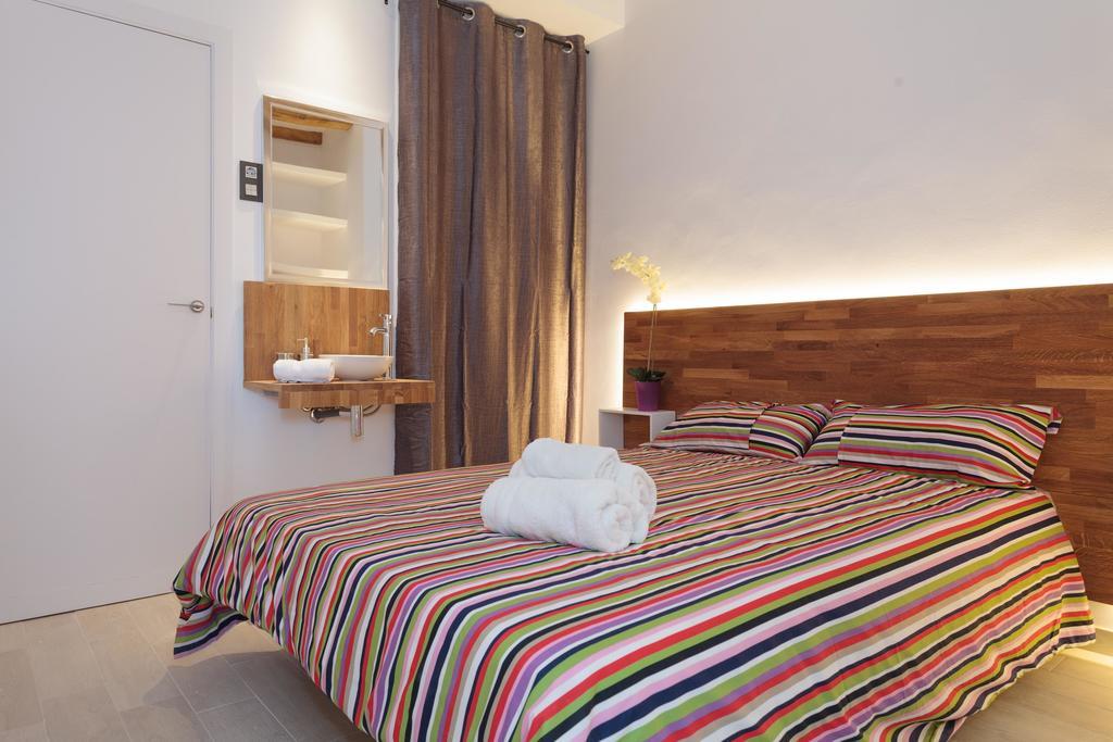 Radas Barcelona Quarto foto