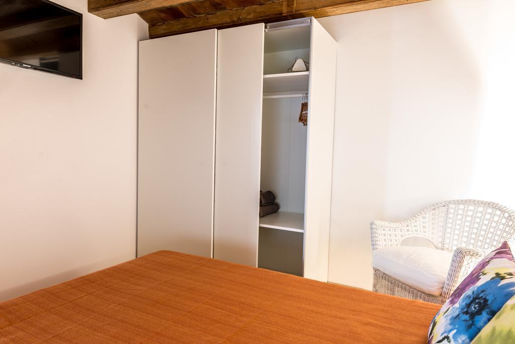 Radas Barcelona Quarto foto